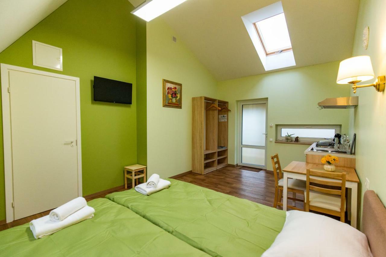 Bestes Apartamenti Koceni Zewnętrze zdjęcie